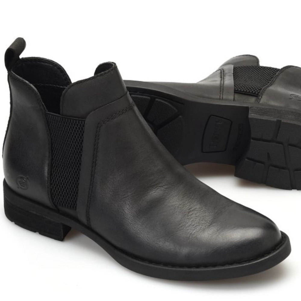 Born Chelsea boot